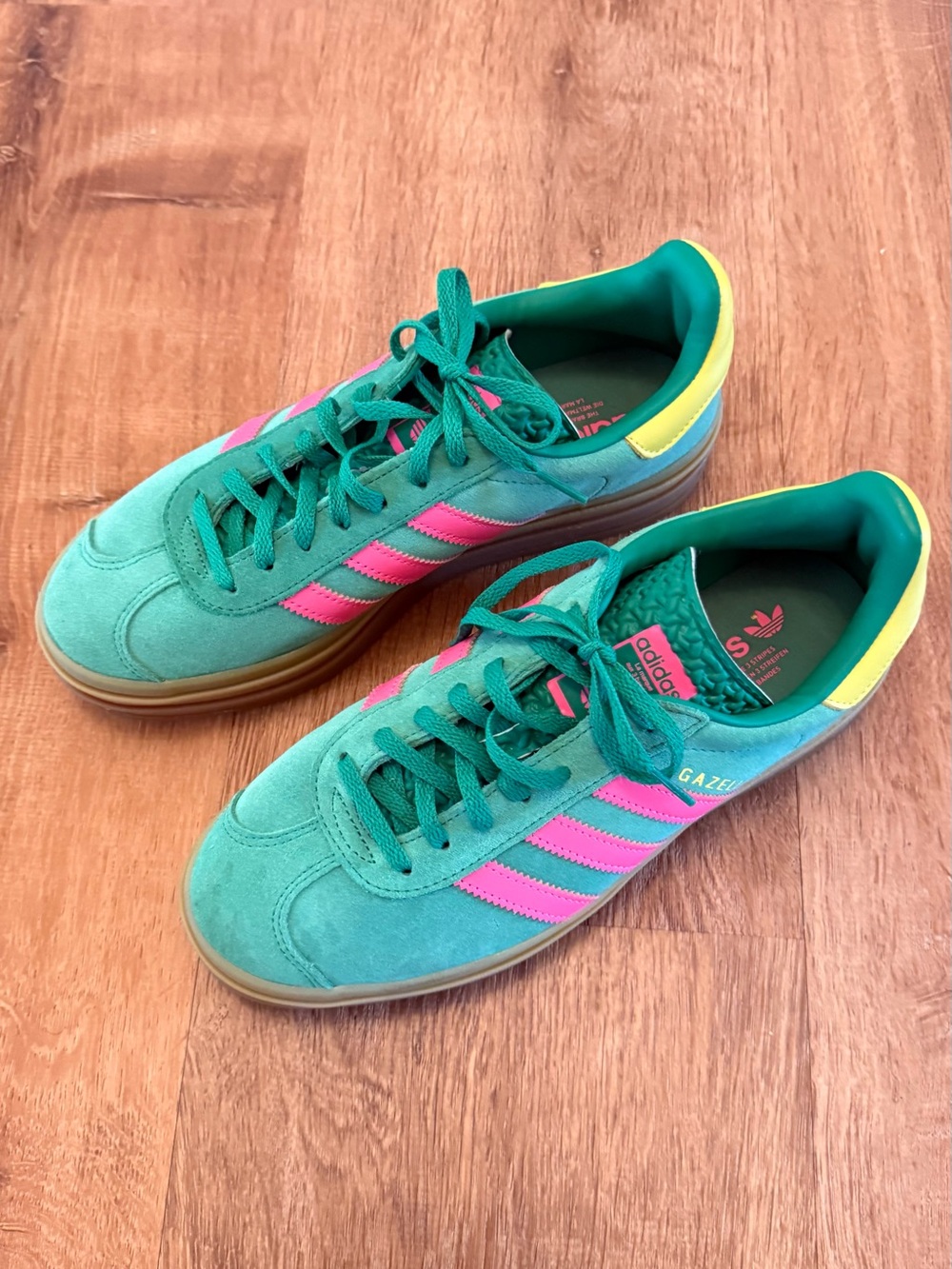 Adidas Gazelle Chunky Outsole Sneaker Pink and Green with a touch of yellow - Picture 2 of 6